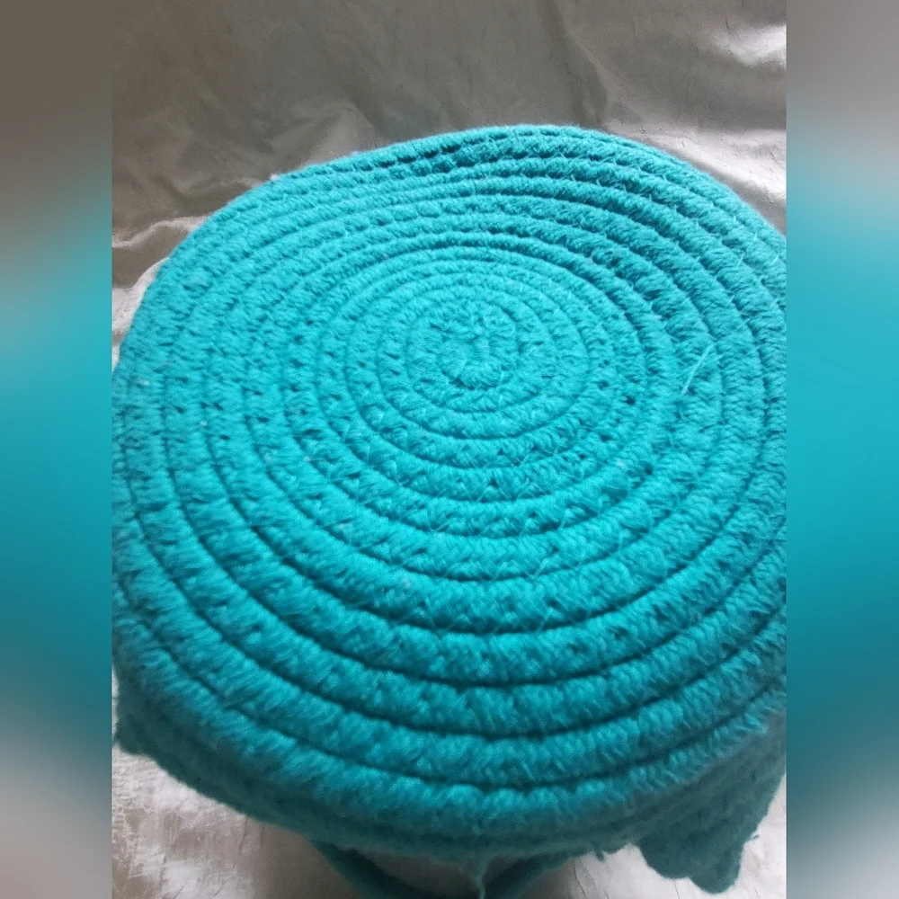 Woven rounded animal hideout